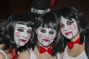 masked-ball-1176144_1920